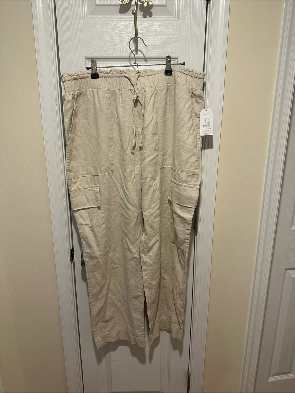 Wide-Leg Cargo Pants in Khaki with Drawstring Waist